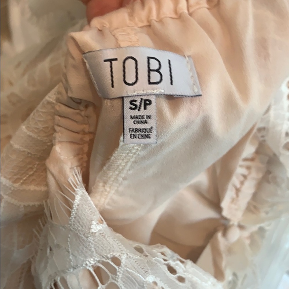 Tobi White Lace Romper size Small - Picture 5 of 5